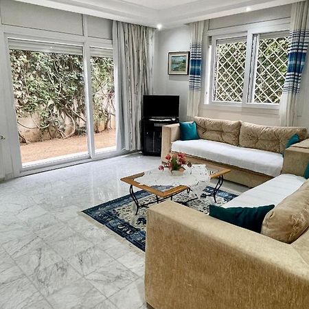 Etage De Villa Avec Jardin, Pres De L'Aireport Et Parking Prive Ariana Esterno foto